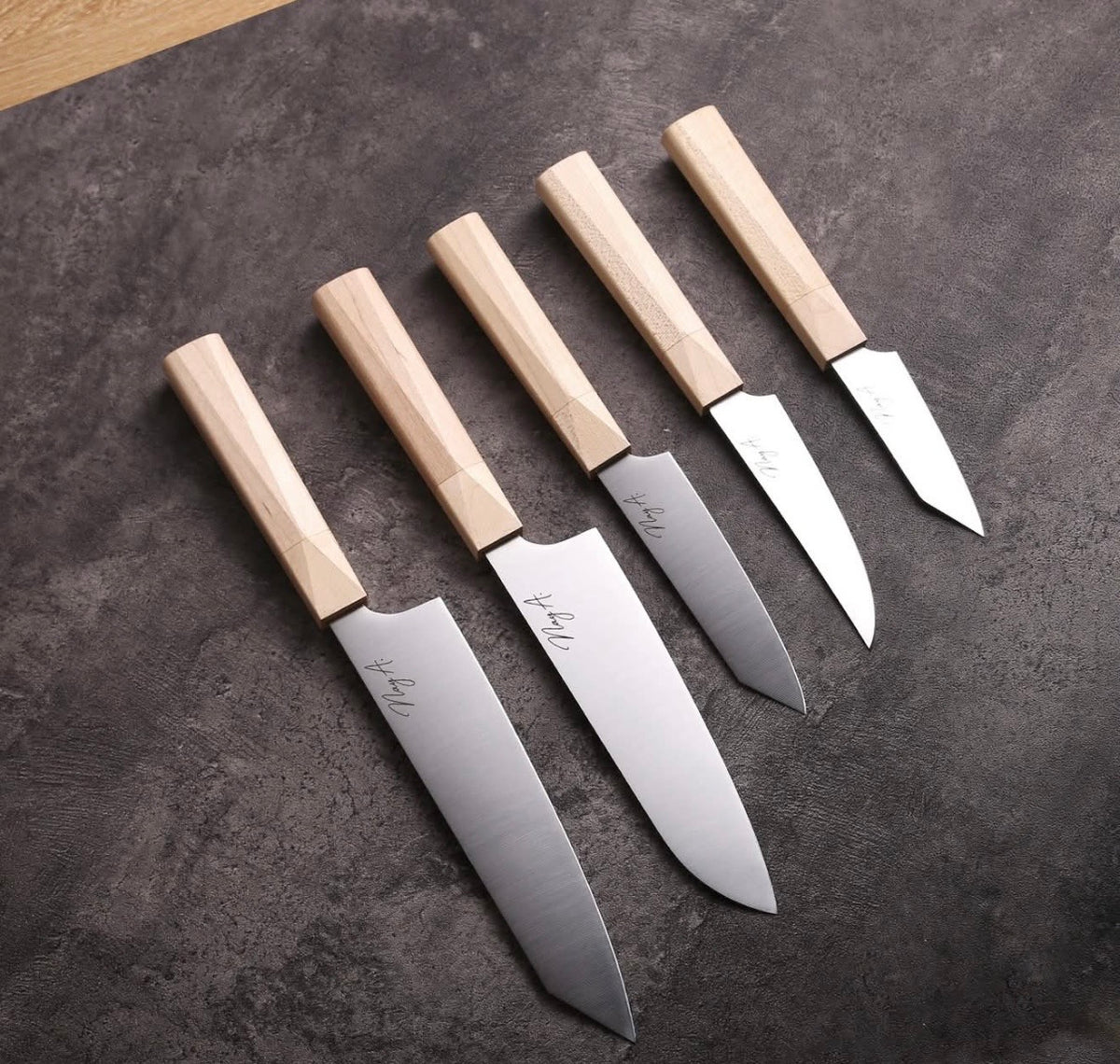 9-Piece Japanese-Style Stainless Steel Knife Set with Magnetic Wood Block