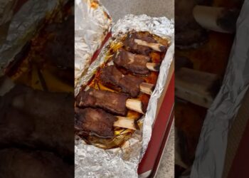 Slow-Roasted Beef Ribs